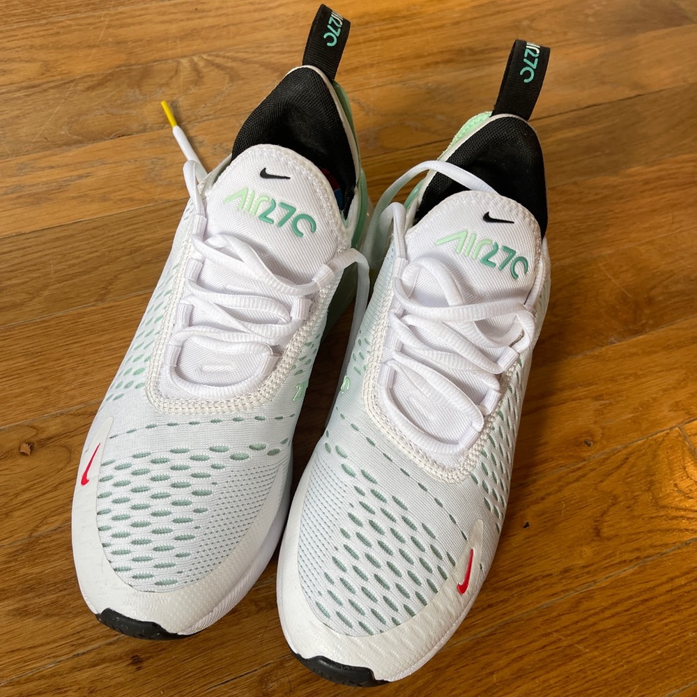 Nike Air Max 270 - size 7.5 - white mint